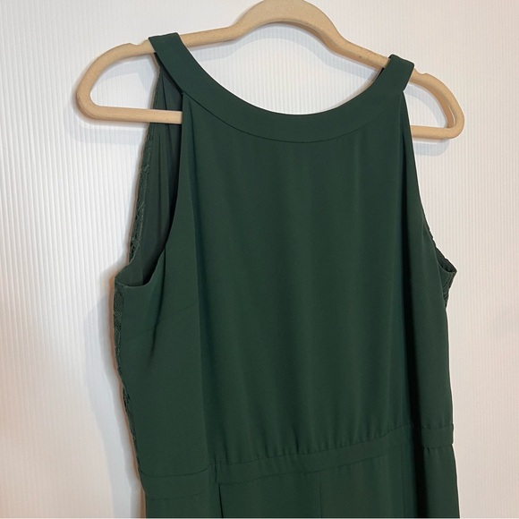 GAL MEETS GLAM Alina Lace Back Jumpsuit. Size 12 - Picture 4 of 9